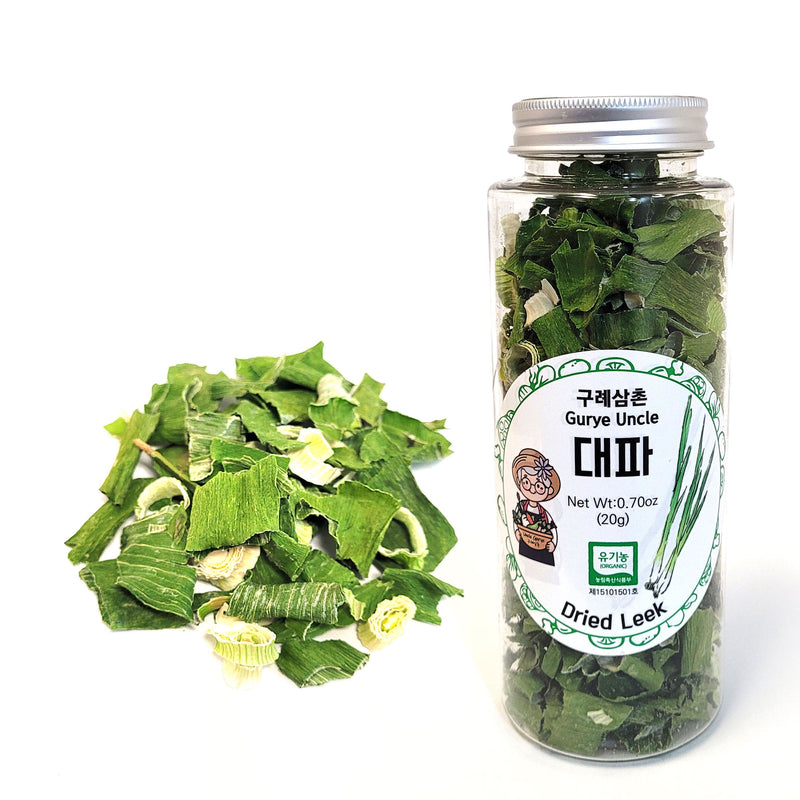 Gurye Uncle 100% Korea Natural Dehydrated Vegetable Flakes Cut & Sifted in Reclosable Bottle for Ramen Topping